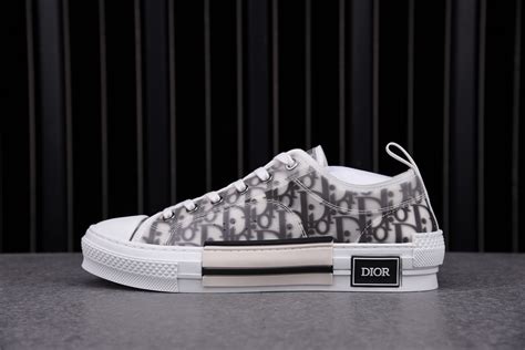 dior b23 low top logo|b23 oblique low top sneaker.